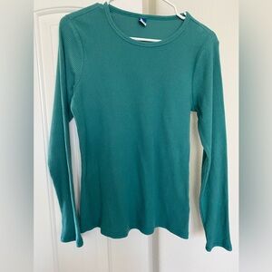 Old navy women’s fleece long sleeve - Like new condition size L